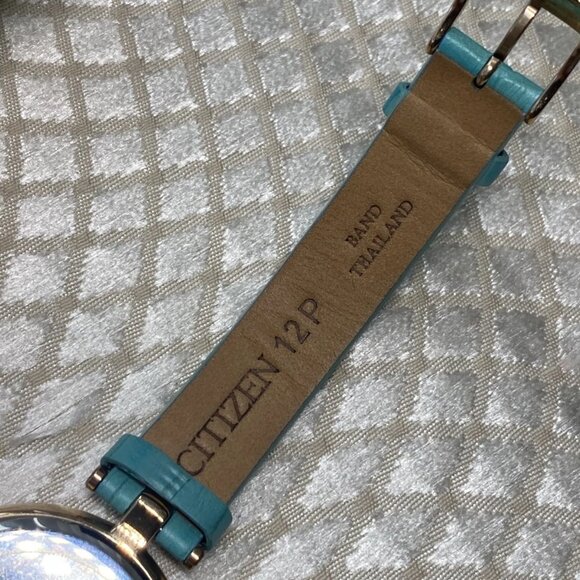 Citizen Eco-Drive Gold Tone Watch Near NOS Original Strap Japan - Picture 7 of 15